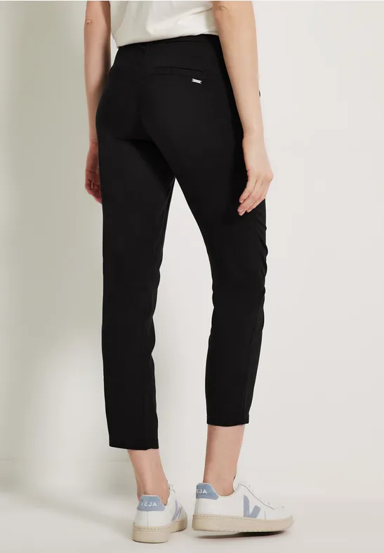 Loose Fit Hose